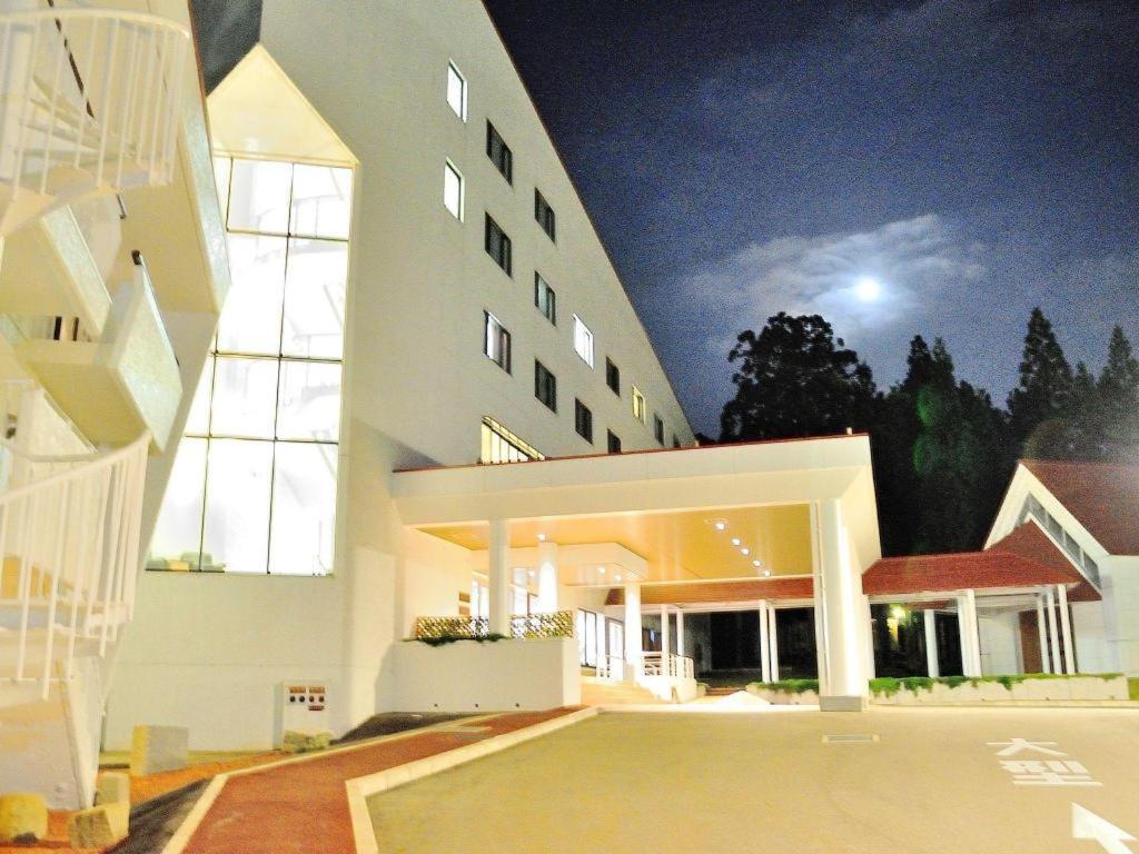 Tateyama Kokusai Hotel Toyama Exterior photo